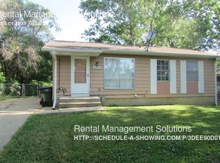 3512 SE 10th St, Topeka, KS 66607