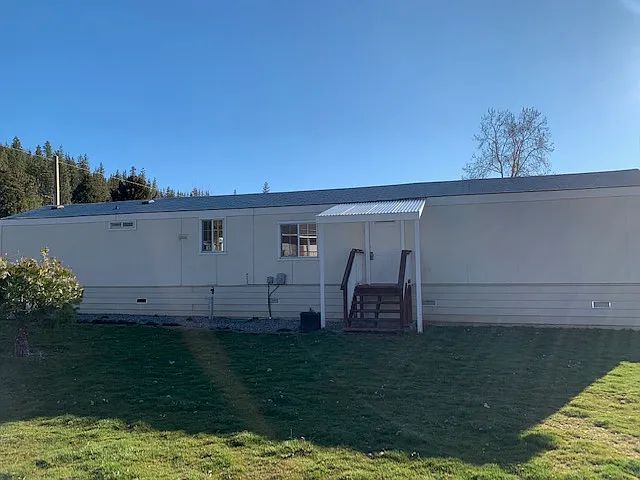 30 Sterling St photo 1