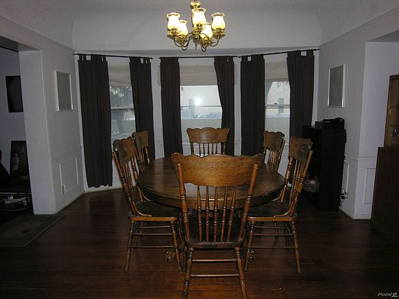 Formal Dining