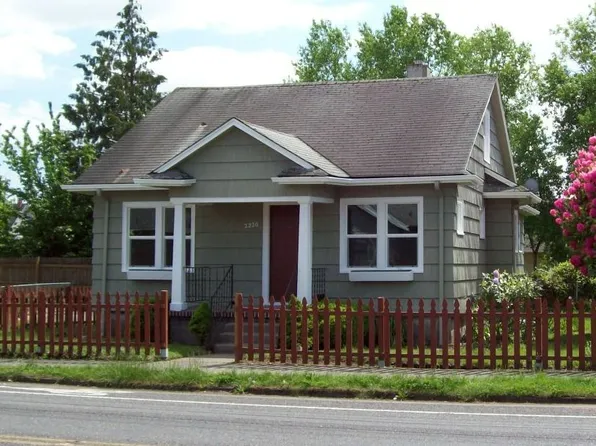 2220 S 12th St, Tacoma, WA 98405