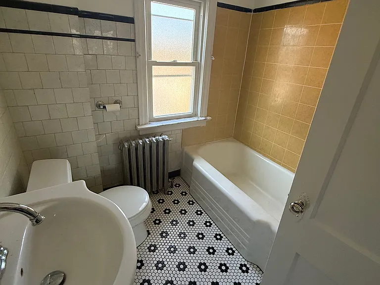 5445 N Lotus Ave — Photo 7