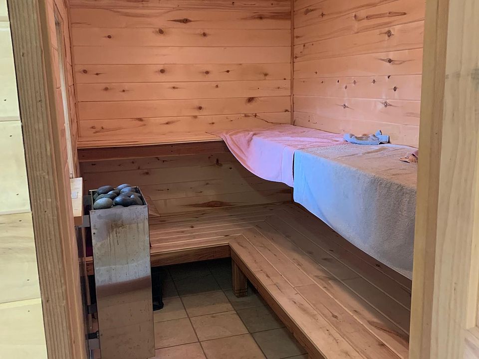Commercial aspen sauna