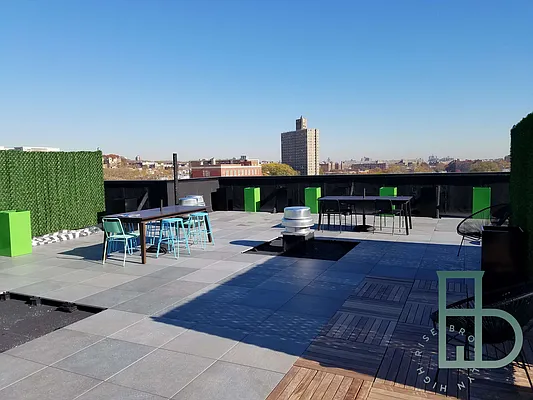 Rented by Miron Realty Group | media 24