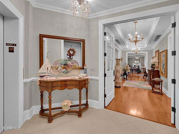 3rd image of 432 Oval Road #432