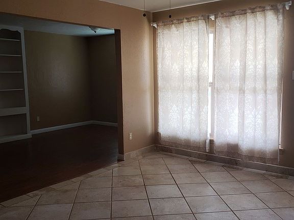 5th image of 3213 Crestridge Dr