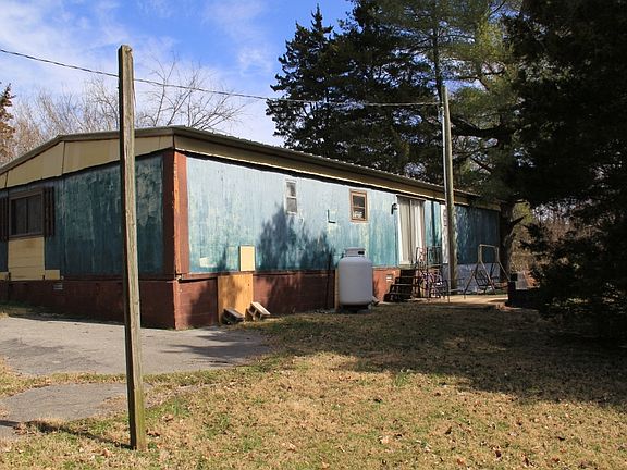 3rd image of 41 Idlewild Spur