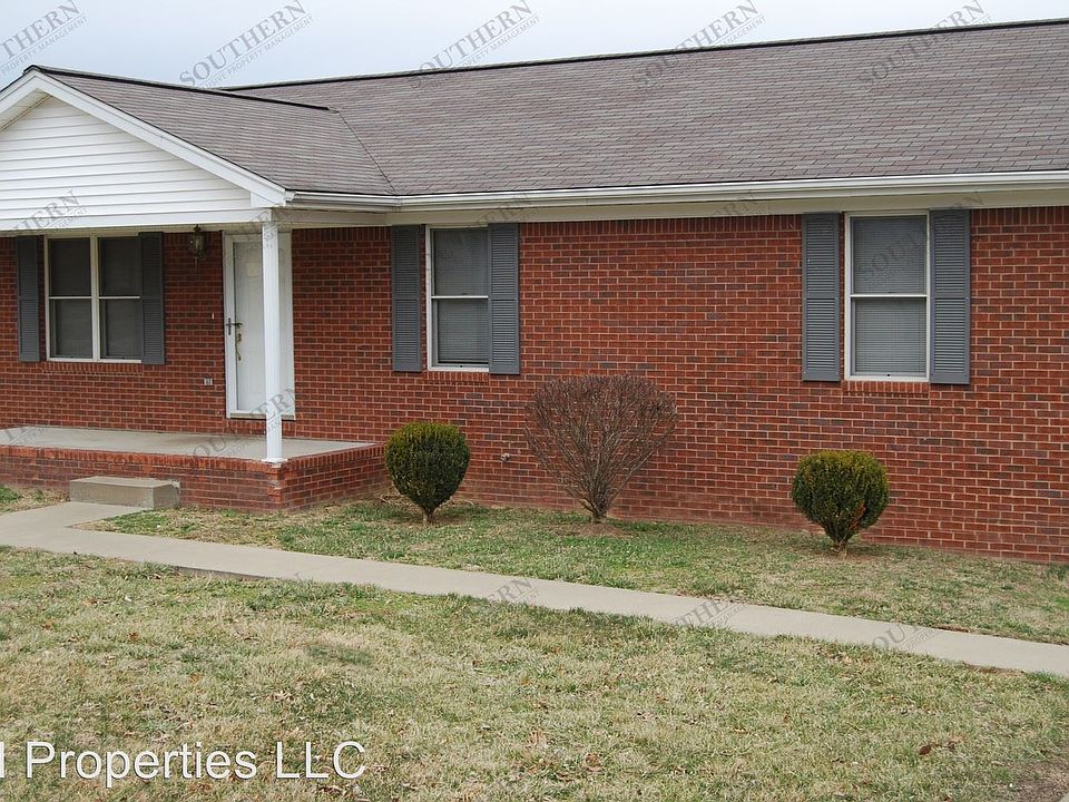1st image of 132 Village Cir