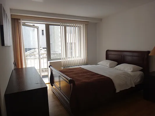 Rented by KVNY Soho | media 43