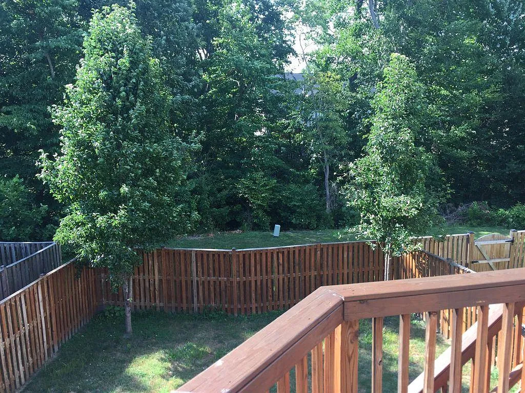 321 Woodstream Blvd — Photo 2