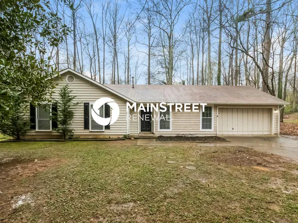 1849 Vauxhall Dr, Lithonia, GA 30058