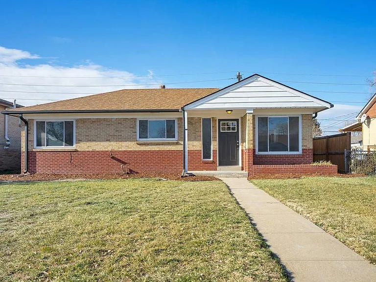3525 N Glencoe St — Photo 1