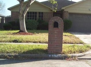 11823 Mill Valley Rd, Houston, TX 77048