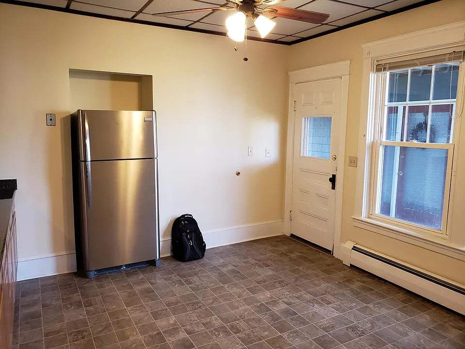 Large eat-in kitchen