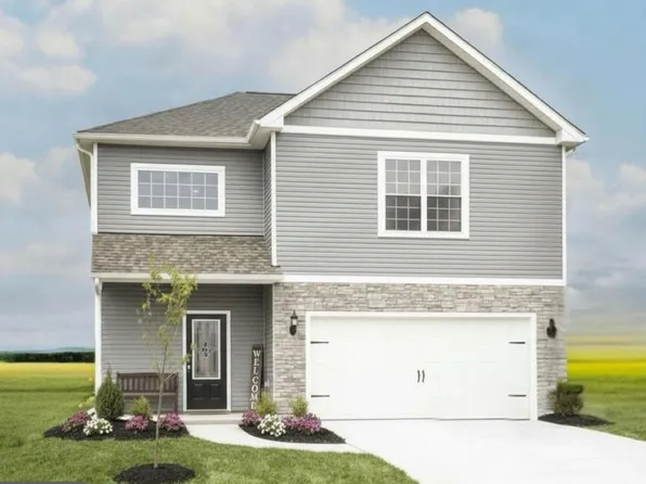 9962 Roulette Dr, Hagerstown, MD 21740