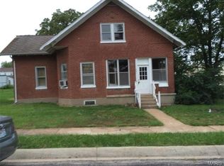 401 S 1st St, Owensville, MO 65066