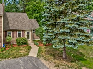 16 Rocky Ledge Rd, Merrimack, NH 03054