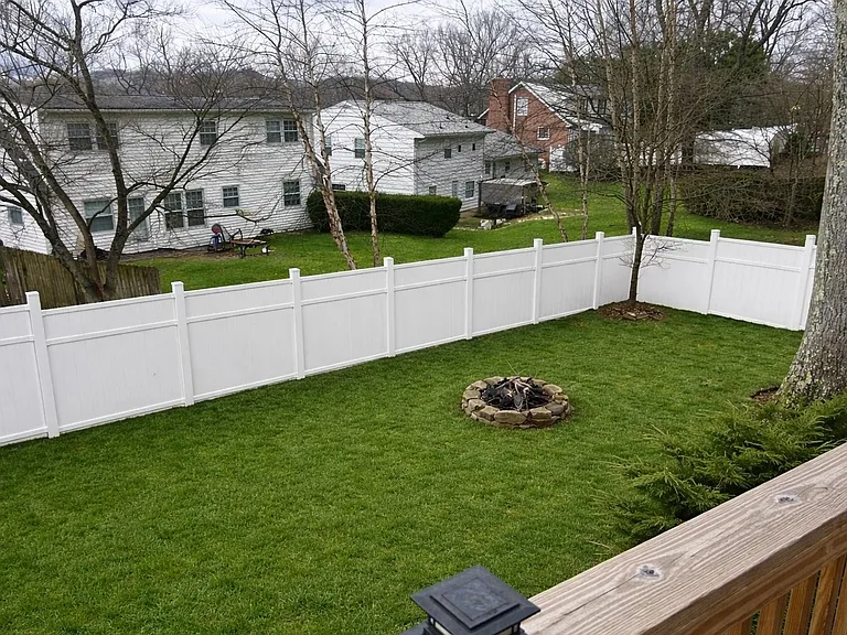 604 Bendview Dr — Photo 24