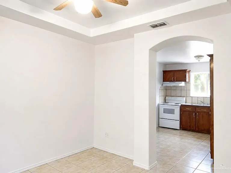 2316 Ashley Ave #3 — Photo 2