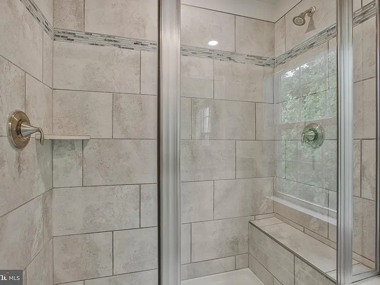 2738 Lady Slipper Rd — Photo 12