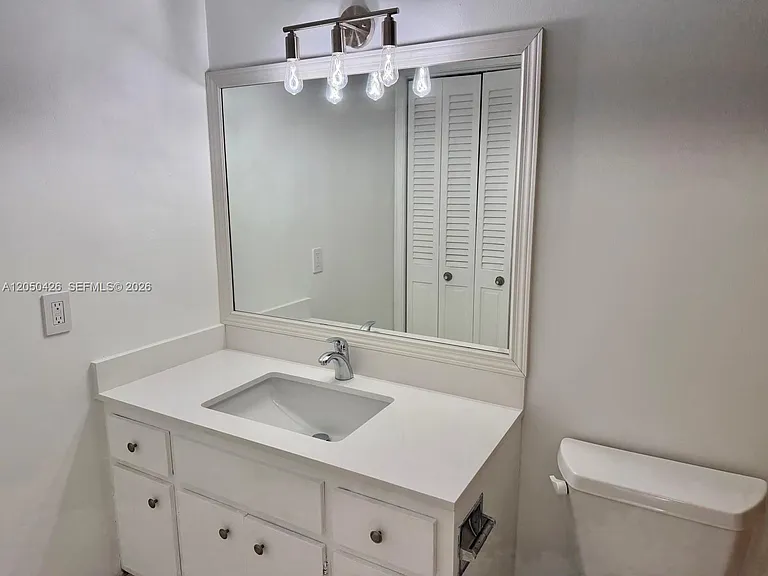 4400 Hillcrest Dr #308A — Photo 12