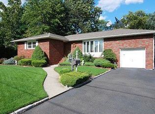 73 Sycamore Rd, Clark, NJ 07066