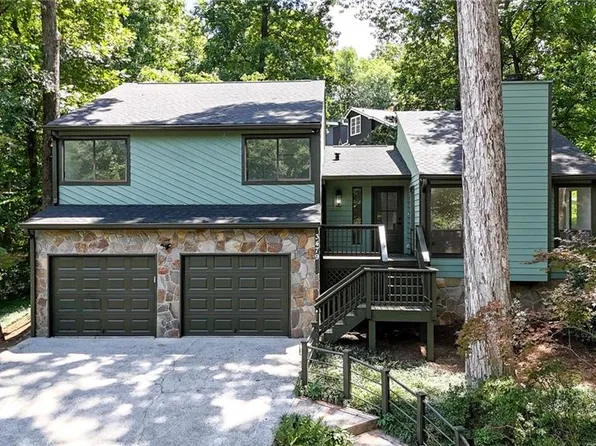 3479 Vinings North Trl SE, Smyrna, GA 30080