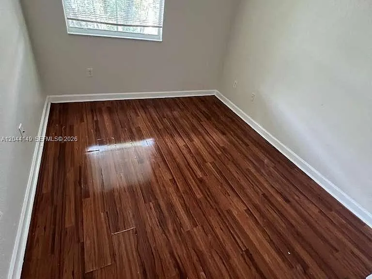 1661 SE 28th St #202 — Photo 24