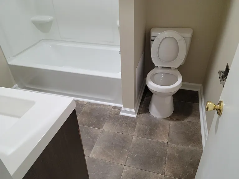 615 Pearl St #5 — Photo 6