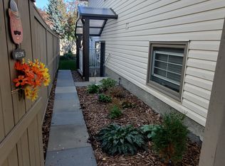 350 Sunmills Dr SE, Calgary, AB T2X3H6