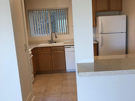 4th image of 8645 Mellmanor Dr APT C