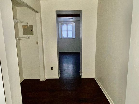 3rd image of 311 W Marshall St APT 101