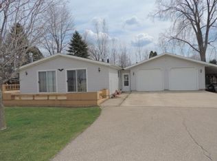 W4315 Hwy 22, Cecil, WI 54111