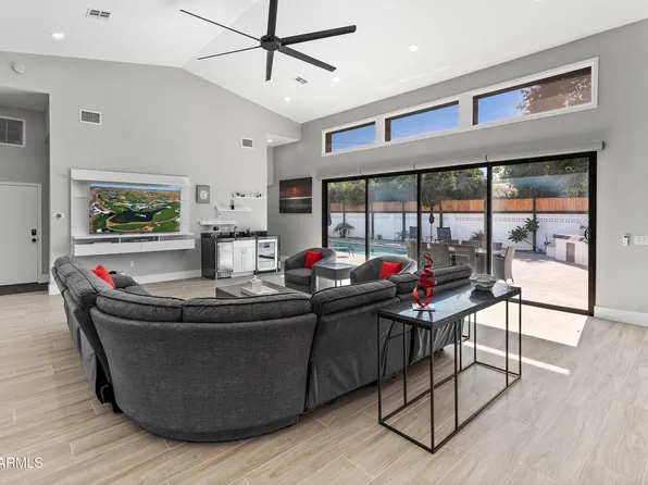 6715 E MONTECITO Avenue, Scottsdale, AZ 85251