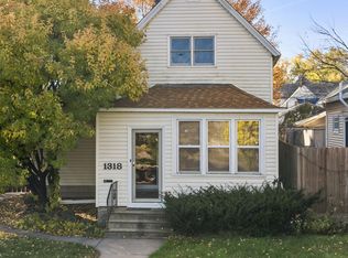 1318 Taylor Ave, Saint Paul, MN 55104