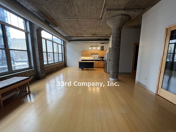 5th image of 521 7th St S #212