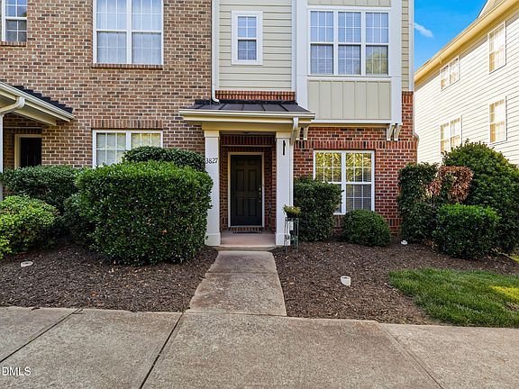 3rd image of 3827 Cary Glen Blvd