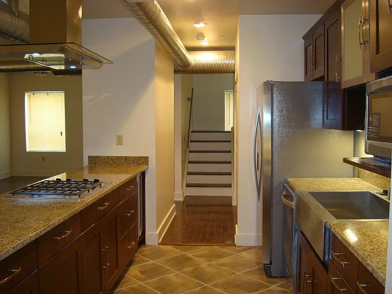 33 W North Ave #3B — Photo 7