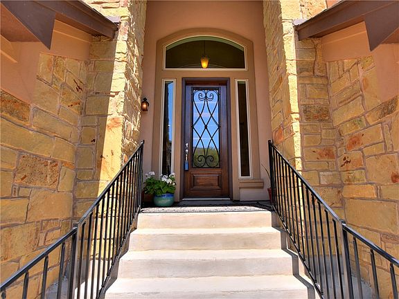 3rd image of 411 Bellagio Dr #25B