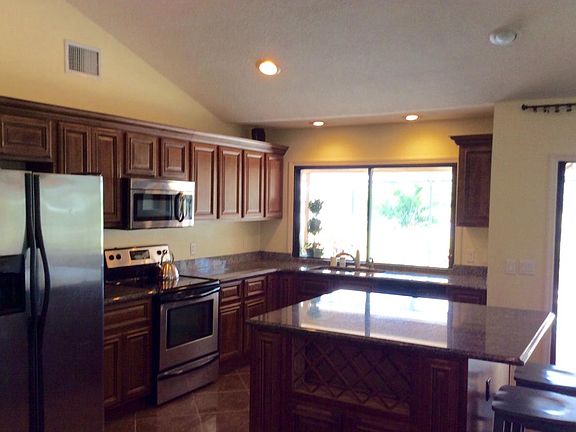 4th image of 4282 SW Bimini Cir N