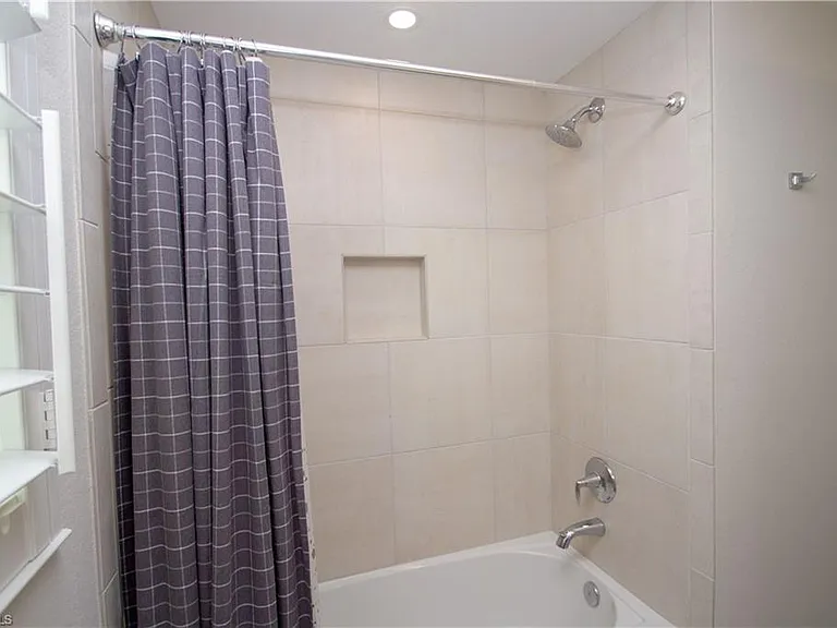 232 Indies Dr E #101 — Photo 14