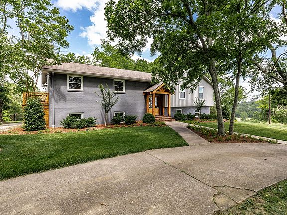 2nd image of 122 Caldwell Dr