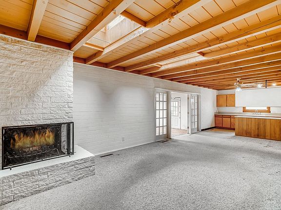 3rd image of 428 Alta Vista St