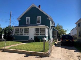 137 3rd Ave, Woonsocket, RI 02895