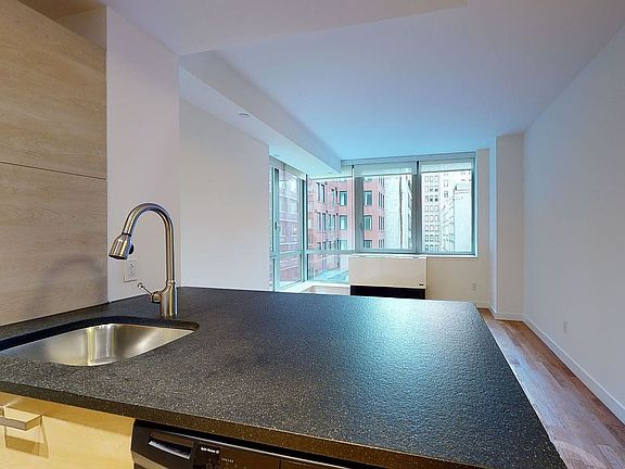 3rd image of 88 Leonard St APT 520