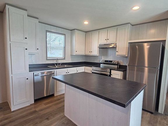 4th image of 8101 Moonmist Cir Lot 15