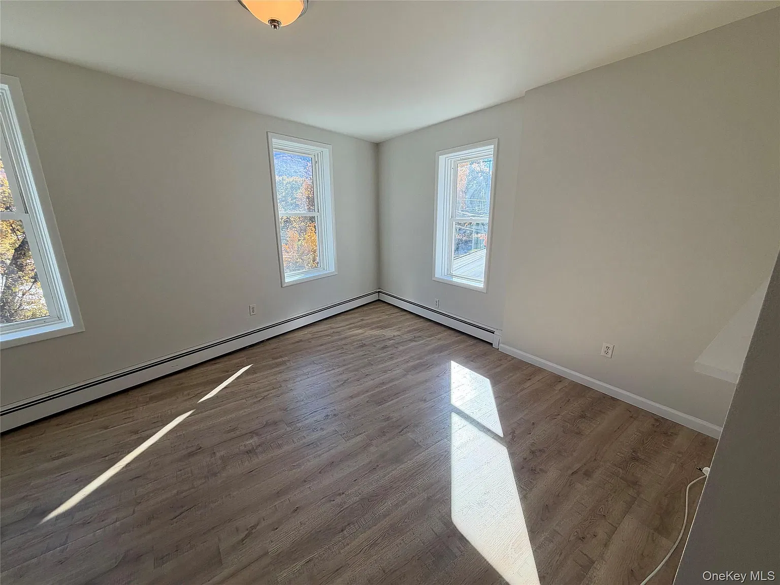 2 bed, 1.0 bath, 1100 sqft, $2,550 — Photo 3