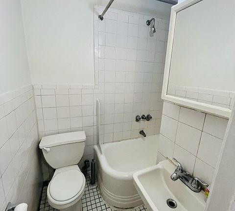 5th image of 1066 2nd Ave #2D