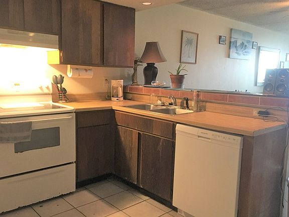 3rd image of 308 Morningside Dr #205