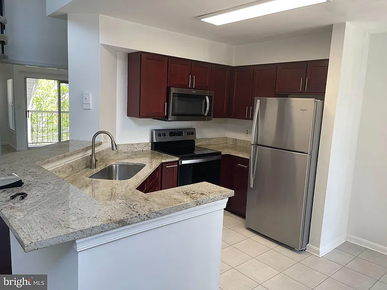 14226 Bowsprit Ln #608 — Photo 6