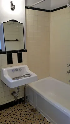 Rented by Max & Associates Realty Corp | media 12